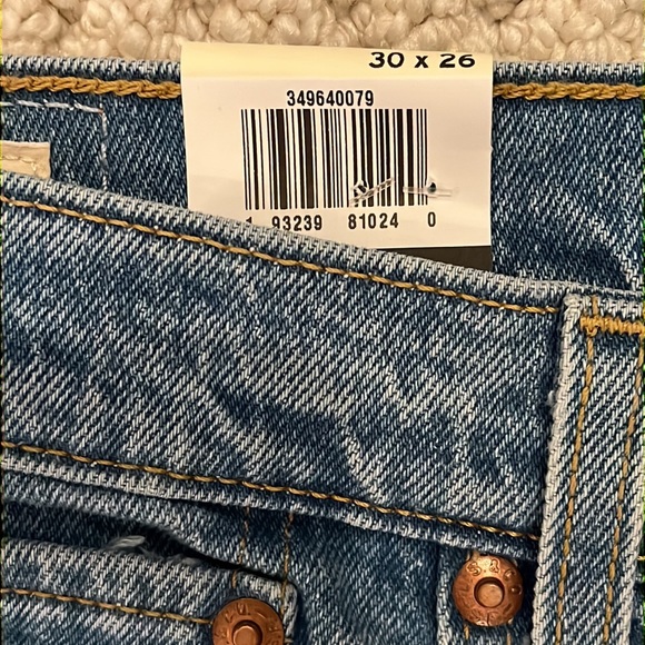 Levi’s Wedgie Straight Leg Jeans in 30 x 26 - Picture 10 of 16